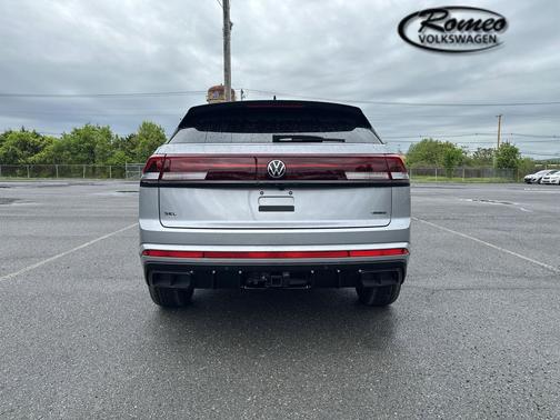 2025 Volkswagen Atlas Cross Sport 2.0T SEL