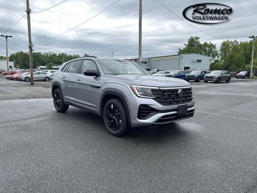 2025 Volkswagen Atlas Cross Sport 2.0T SEL