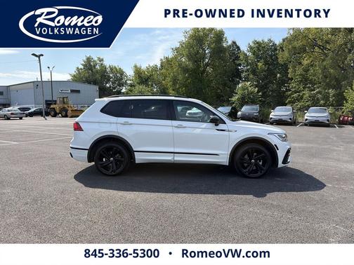 Opal White Pearl 2024 Volkswagen Tiguan 2.0T SE R-Line Black 4MOTION