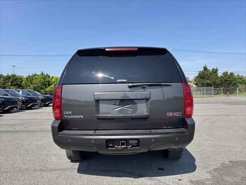 2011 GMC Yukon SLT