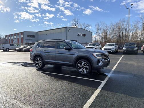 2024 Volkswagen Atlas 2.0T SE w/Technology 4MOTION