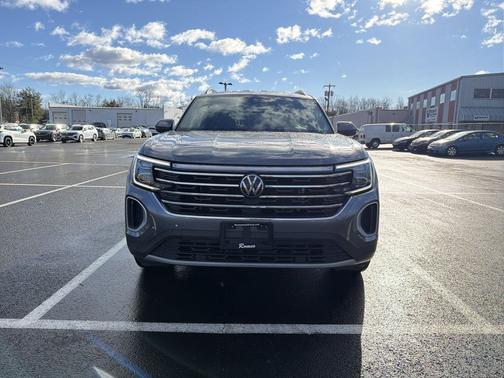 2024 Volkswagen Atlas 2.0T SE w/Technology 4MOTION