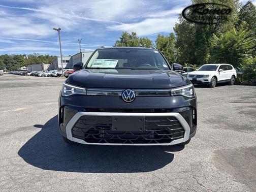2025 Volkswagen Taos 1.5T SEL