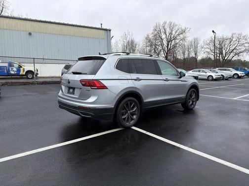 2022 Volkswagen Tiguan 2.0T SE 4MOTION