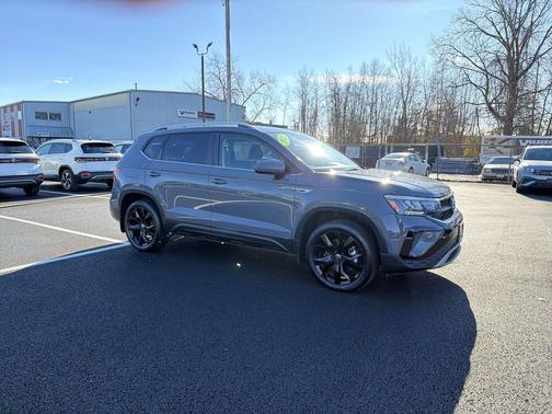 2022 Volkswagen Taos 1.5T SE