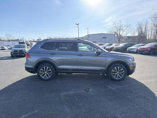 2020 Volkswagen Tiguan 2.0T SE 4MOTION