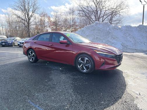 2023 Hyundai ELANTRA SEL
