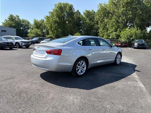 Silver Ice Metallic 2017 Chevrolet Impala 1LT