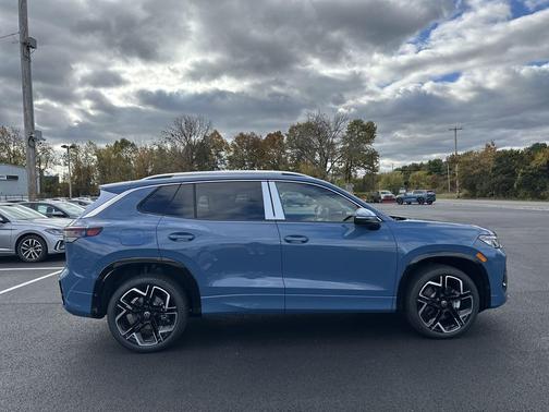 2026 Volkswagen Tiguan 2.0T SEL R-Line 4MOTION