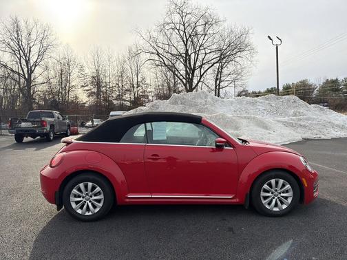 2019 Volkswagen Beetle 2.0T S