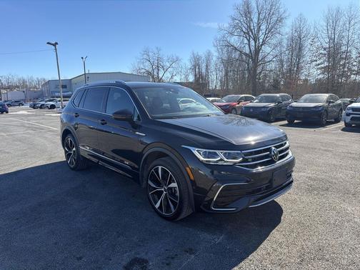 2023 Volkswagen Tiguan 2.0T SEL R-Line 4MOTION