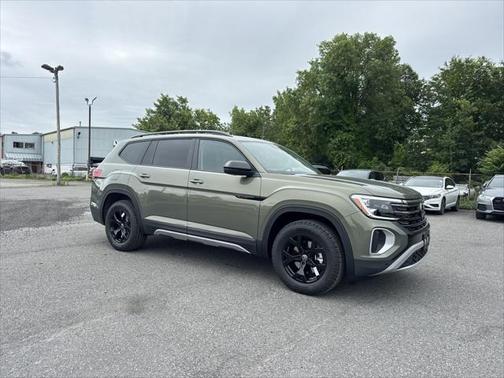 2025 Volkswagen Atlas 2.0T Peak Edition