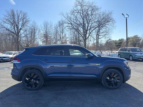 mountain lake blue metallic 2026 Volkswagen Atlas Cross Sport 2.0T SE w/Technology 4MOTION