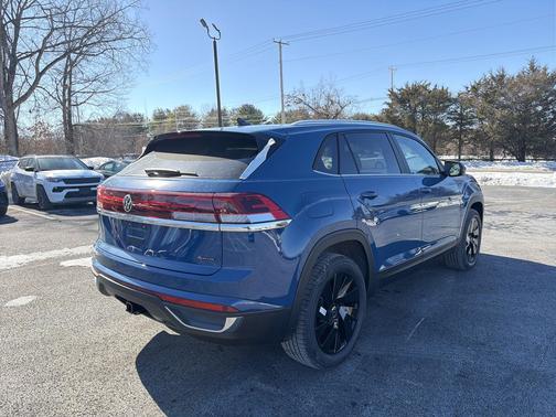 mountain lake blue metallic 2026 Volkswagen Atlas Cross Sport 2.0T SE w/Technology 4MOTION