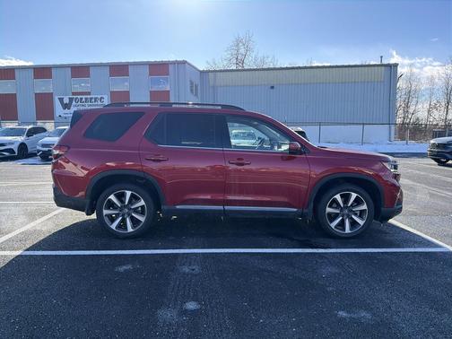 2023 Honda Pilot AWD Elite