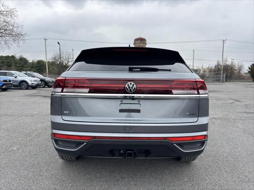 2025 Volkswagen Atlas Cross Sport 2.0T SE w/Technology 4MOTION