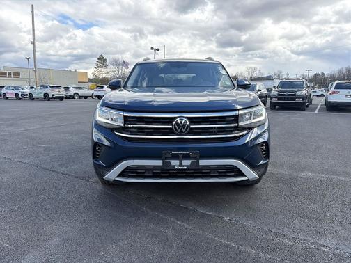 2023 Volkswagen Atlas 3.6L SE w/Technology