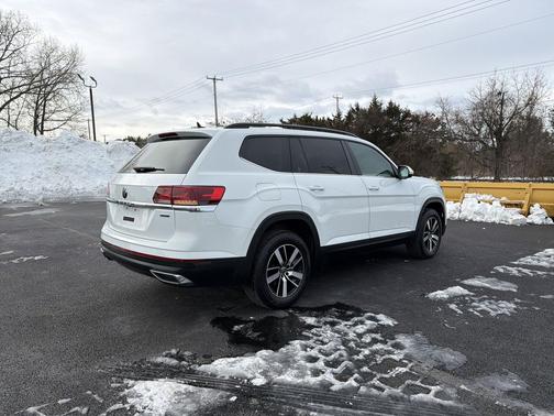 2022 Volkswagen Atlas 2.0T SE