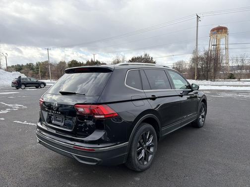 2022 Volkswagen Tiguan 2.0T SE 4MOTION