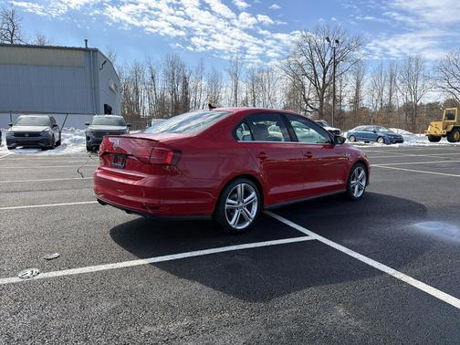 2017 Volkswagen Jetta GLI