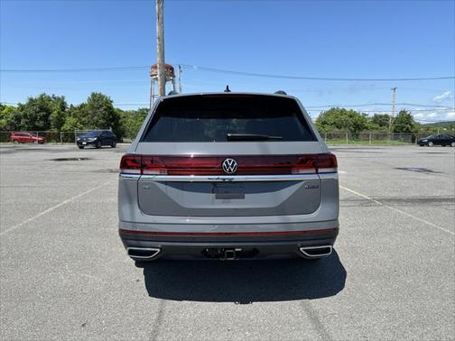 2025 Volkswagen Atlas 2.0T SE w/Technology 4MOTION