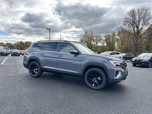 2026 Volkswagen Atlas 2.0T SE w/Technology 4MOTION