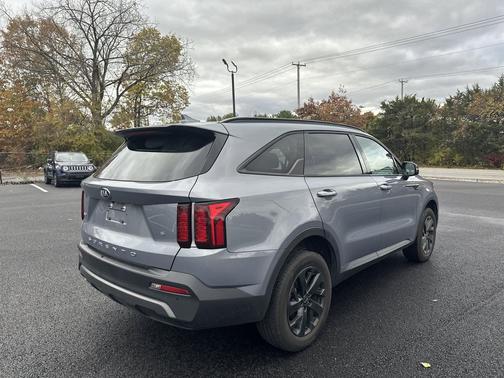 2021 Kia Sorento S