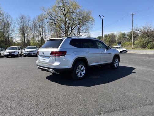 Reflex Silver Metallic 2018 Volkswagen Atlas 3.6L SEL