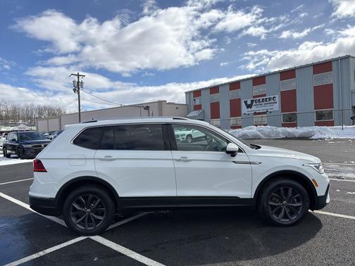 2022 Volkswagen Tiguan 2.0T SE 4MOTION