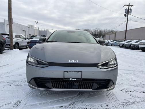 2023 Kia EV6 Wind
