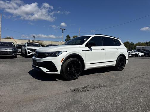 2024 Volkswagen Tiguan 2.0T SE R-Line Black 4MOTION