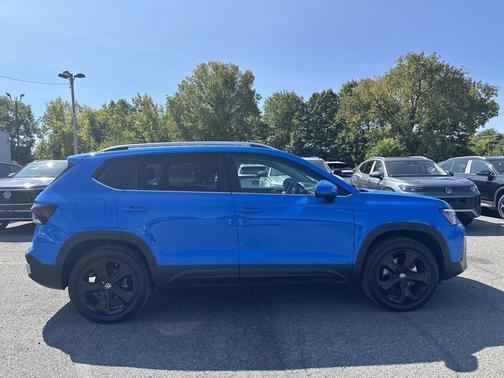 2025 Volkswagen Taos 1.5T SEL