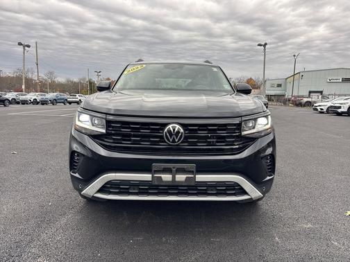 2022 Volkswagen Atlas 3.6L SE w/Technology