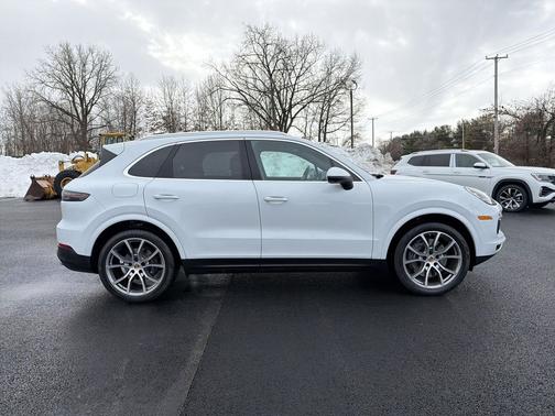 2023 Porsche Cayenne Cayenne