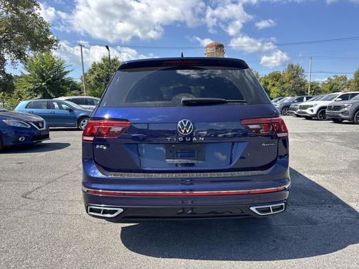 2022 Volkswagen Tiguan 2.0T SEL R-Line 4MOTION