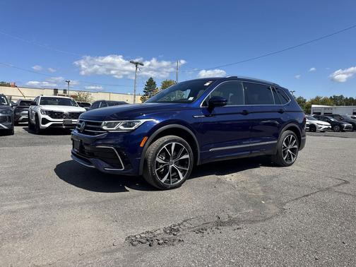 2022 Volkswagen Tiguan 2.0T SEL R-Line 4MOTION