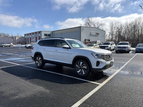 2026 Volkswagen Atlas 2.0T SE w/Technology 4MOTION