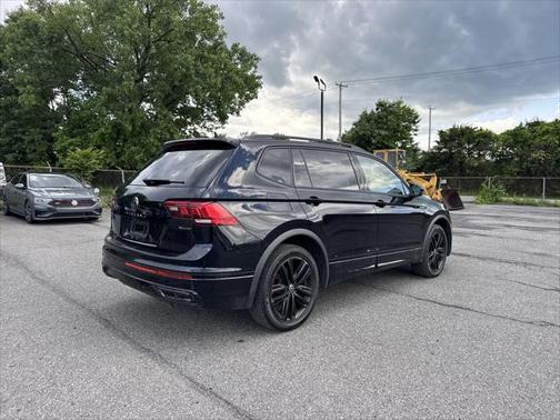 2022 Volkswagen Tiguan 2.0T SE R-Line Black 4MOTION