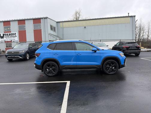 2025 Volkswagen Taos 1.5T SEL