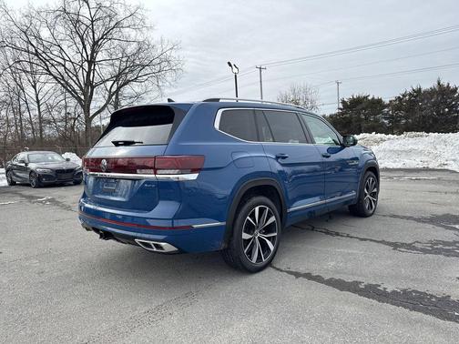 2025 Volkswagen Atlas 2.0T SEL Premium R-Line 4MOTION