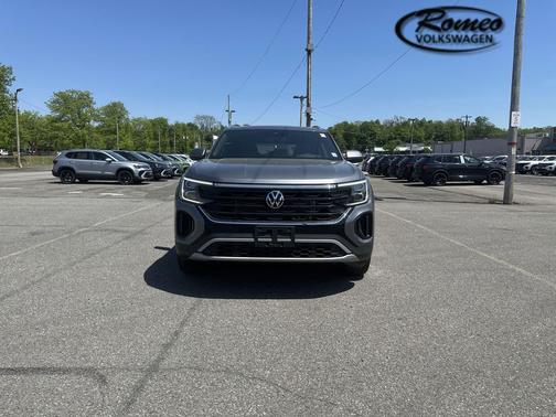 2025 Volkswagen Atlas Cross Sport 2.0T SEL