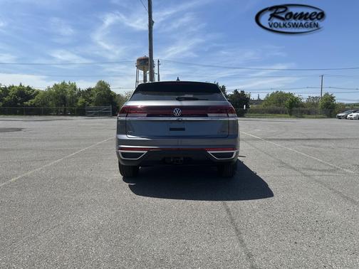 2025 Volkswagen Atlas Cross Sport 2.0T SEL