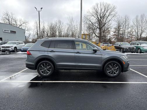 2022 Volkswagen Tiguan 2.0T SE 4MOTION