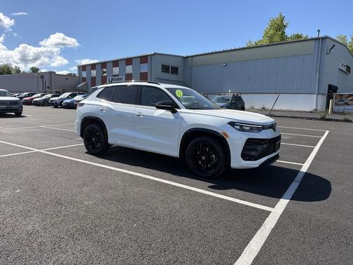 Pure White 2025 Volkswagen Tiguan 2.0T SE R-Line Black 4MOTION