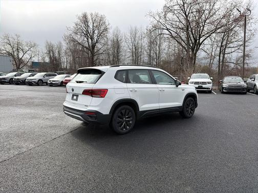 2022 Volkswagen Taos 1.5T S
