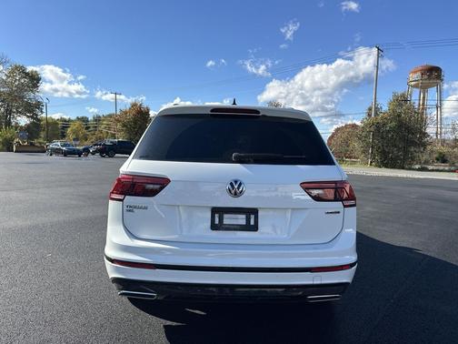 2019 Volkswagen Tiguan 2.0T SEL R-Line 4MOTION