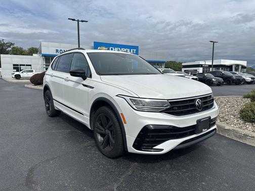 2023 Volkswagen Tiguan 2.0T SE R-Line Black 4MOTION