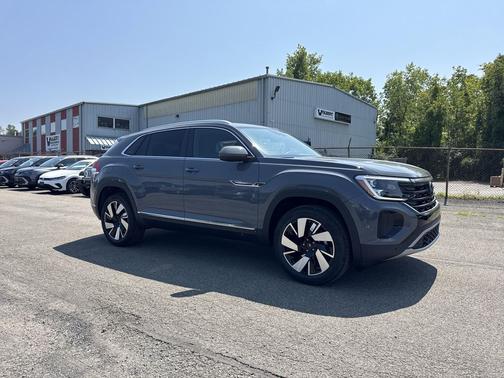 2025 Volkswagen Atlas Cross Sport 2.0T SEL