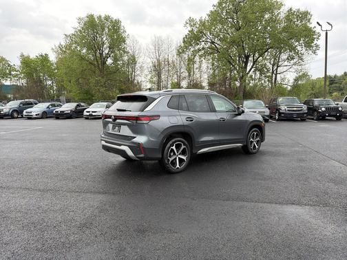Platinum Gray Metallic 2025 Volkswagen Tiguan 2.0T SE 4MOTION
