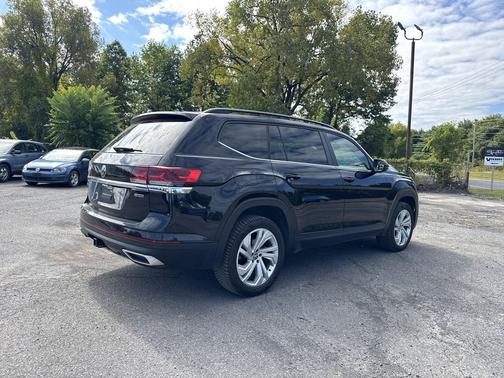 2021 Volkswagen Atlas 3.6L SE w/Technology